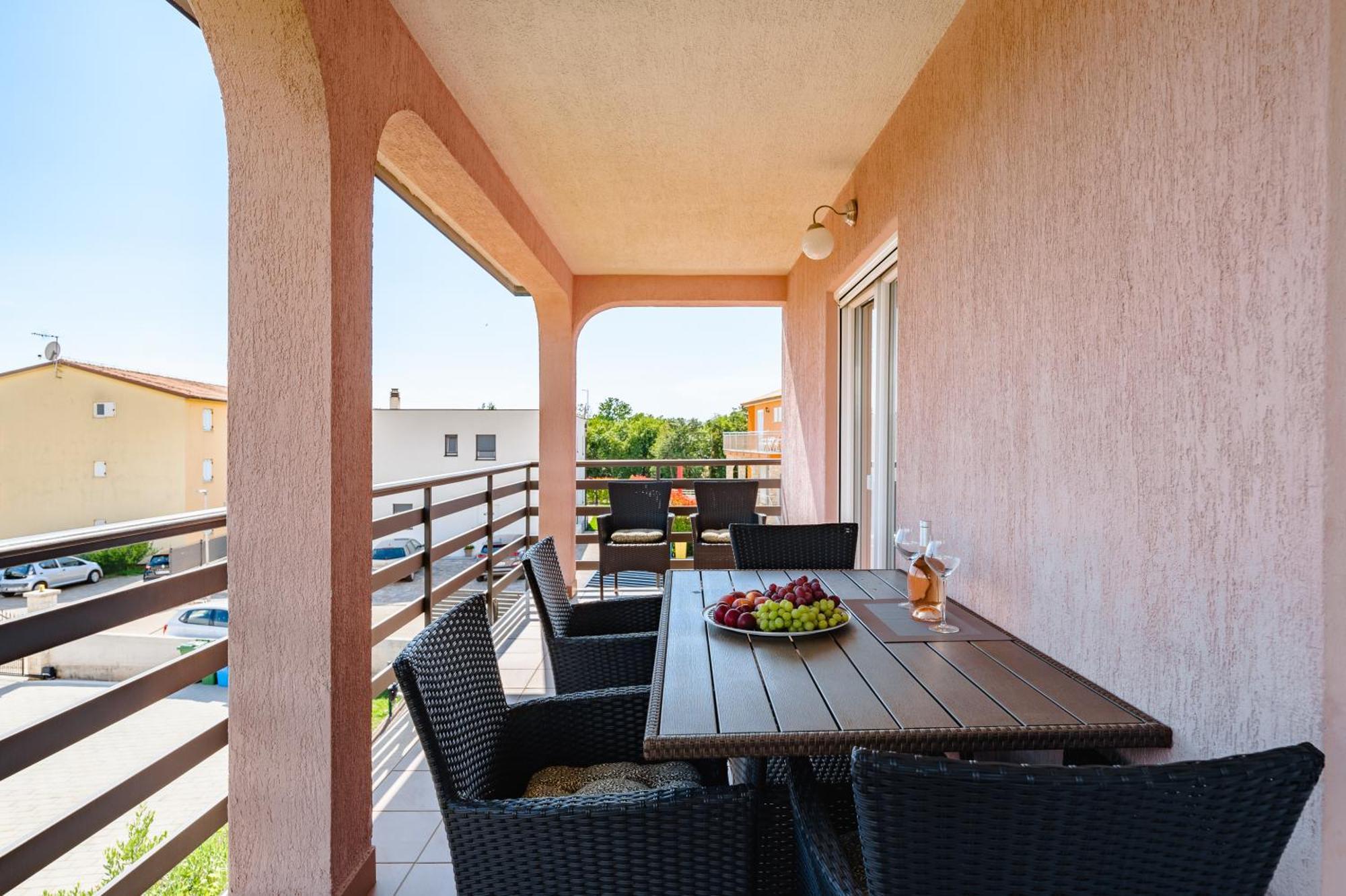 App D Comfort Umag Exteriér fotografie